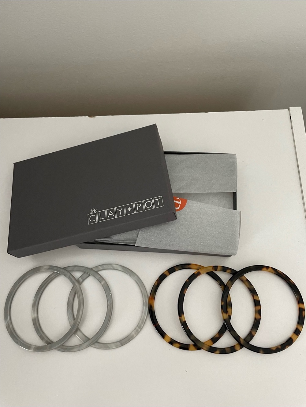 The Clay Pot set of 6 bangle bracelets - Gray Marble & Tortoiseshell w/box.